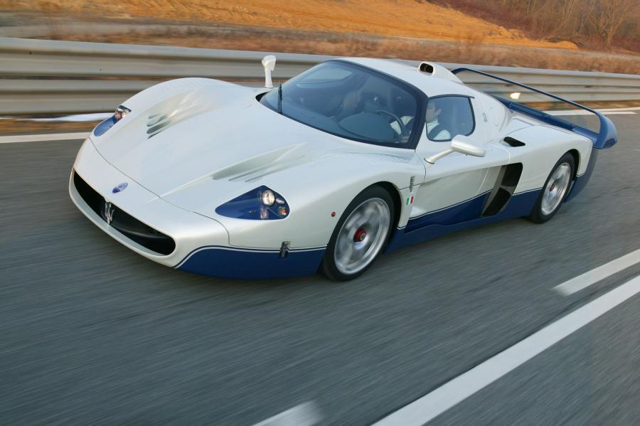  Maserati MC-12 2004 года  (фото 23 из 53)